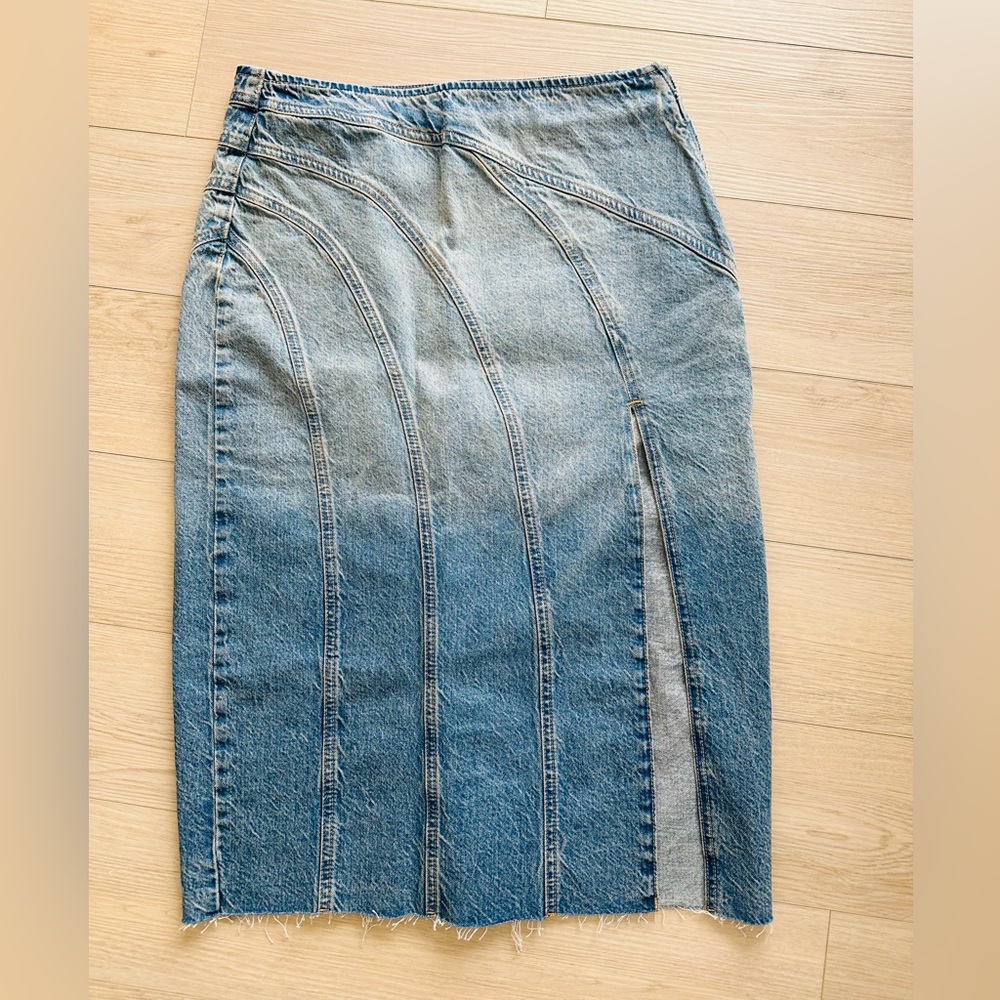 Zara Light Blue Washed Denim Skirt
